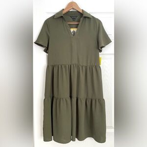 NWT Tahari Tiered Dress Size S